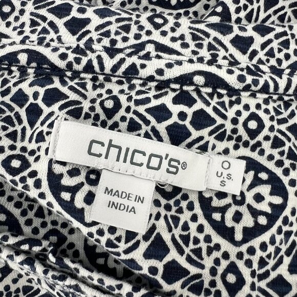 Chico's Size 0 (S/4-6) Blue White Medallion Top Short Sleeve Tee Coastal - Picture 2 of 8